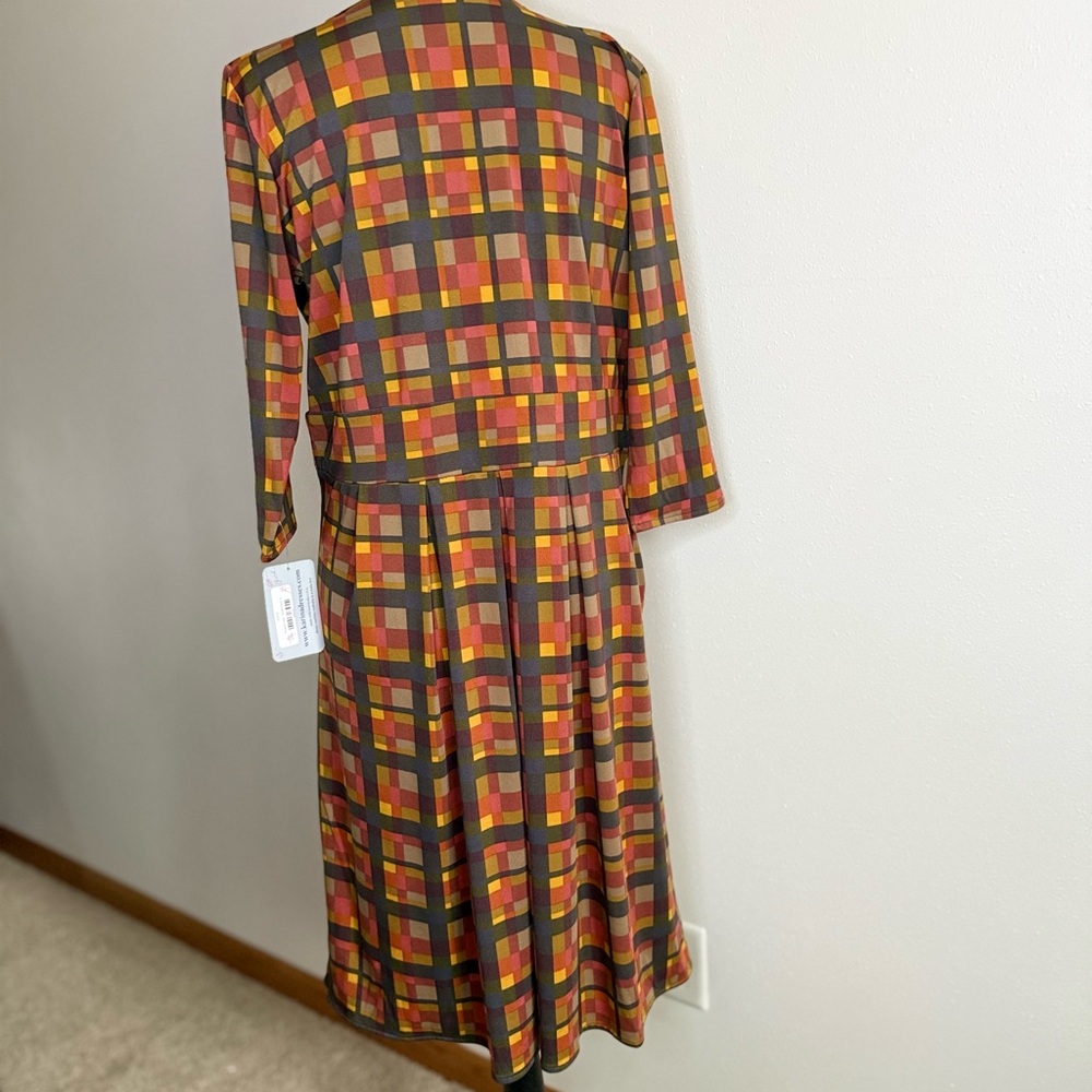Karina Plaid Faux Wrap Dress Fall Colors Stretch Travel Dress M - Picture 8 of 12